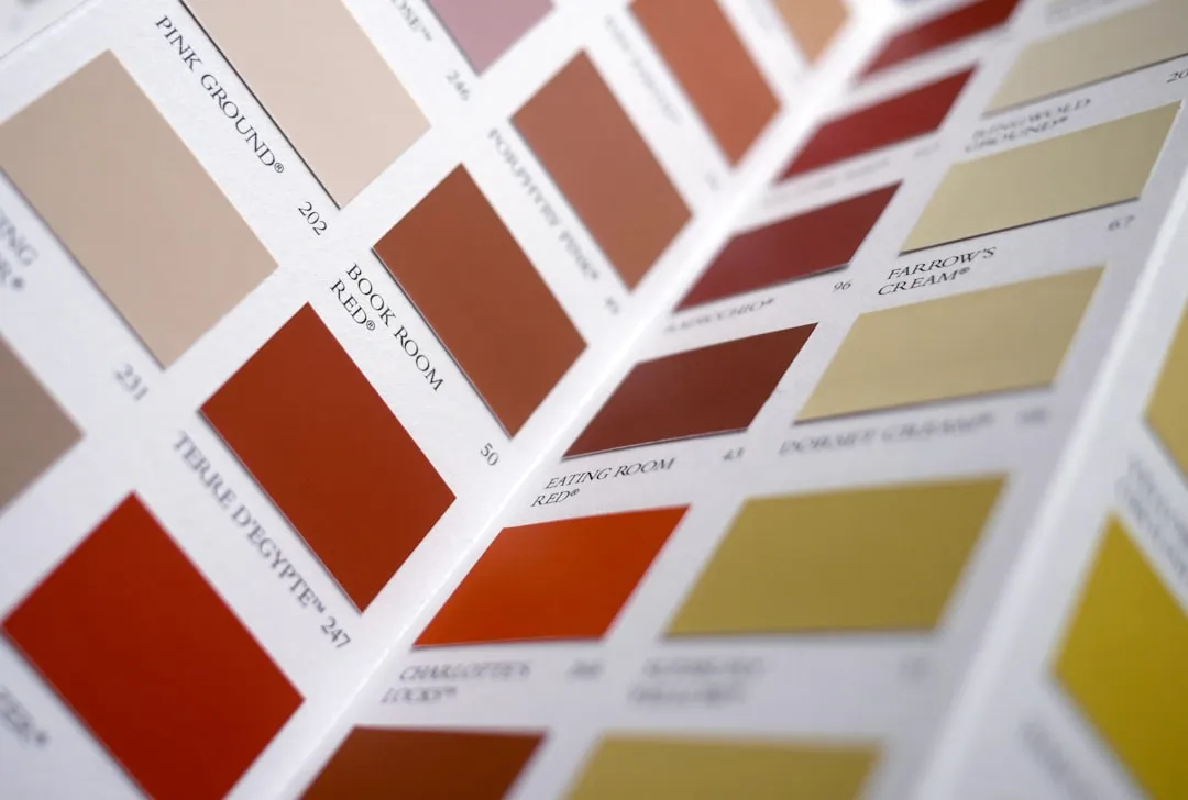 自动花样缝纫机在鞋帽加工中的技术应用与优势分析