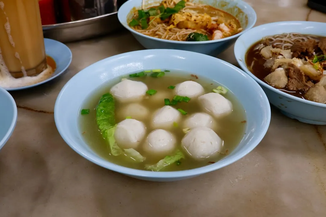 从人工到智能：电脑全自动打钉机对箱包加工效率的提升路径分析